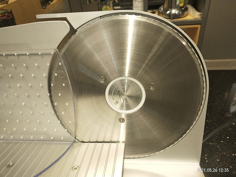 Vendo máquina de cortar carne